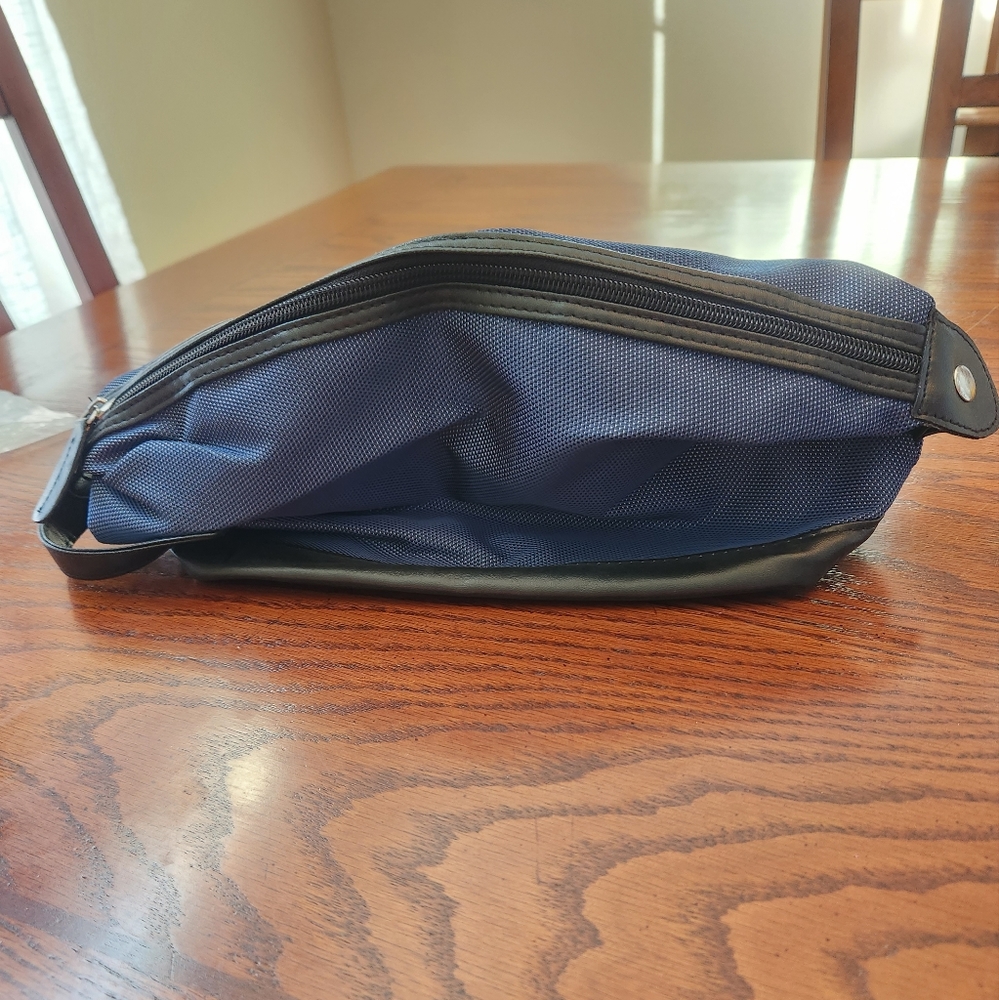 Avon Men's Travel Dopp Kit